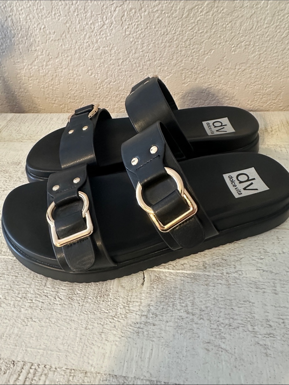 NEW- Dolce Vita Slides (8)